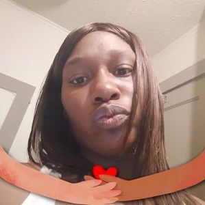 Meet your Posher, Cassandra